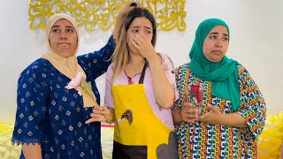 فيلم قصير: زوجاتو مو بي معفونة أو هاملة رسها 😨أو زيدها بالعكز غادي يدخل عليها صاحبة على أساس خدامة 😱