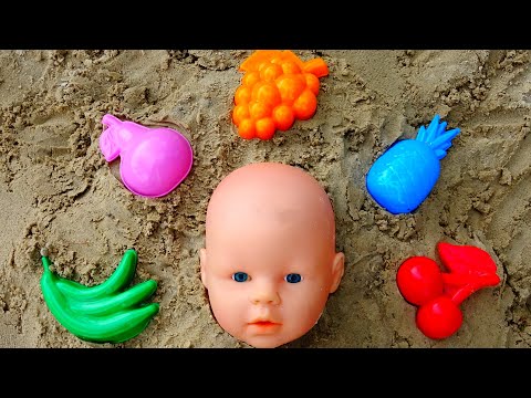 Learn colors with  Baby Dolls and colored basket