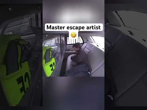 Well he escaped I guess 😭 #viralshorts #escapeartist #memes #finesse #yn