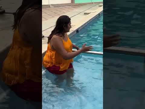 Funy swimming pool games in pedda boss #vijjugoud #comedy #funny