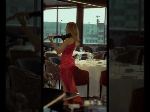 Violinista Annalisa Di Pinto