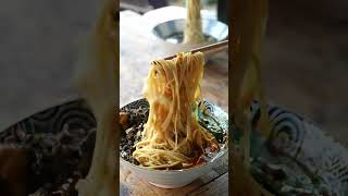 早餐一碗面，干活都有劲儿！#朴实农家生活 #早餐 #面条
