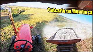 MEU SOBRINHO QUERIA IR JUNTO MAS É PERIGOSO! JOGANDO CALCÁRIO NO MOMBAÇA! DE MASSEY FERGUSON 95X