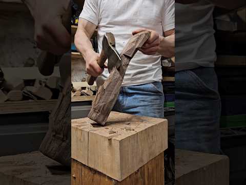 Carving an XL walnut serving spoon. #carving #woodworking #wood #spoon #diy #handmade #handtools