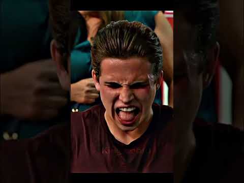 El IQ de Robby☠️🔥 #cobrakai #shorts #viralshorts