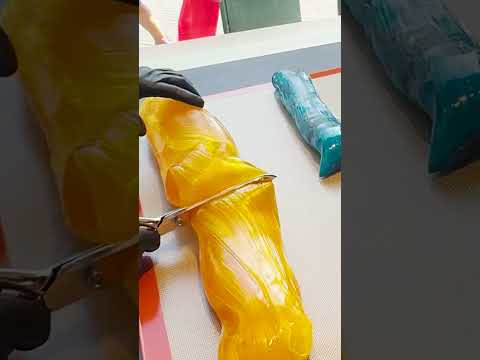 Color Changing Coca Cola Candy 🥤🌈🍭 #candymaking #asmr