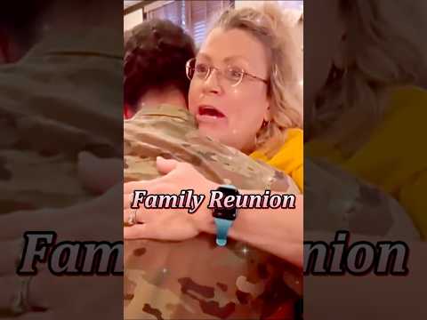 Soldiers coming home #surprise #emotional #familylove