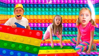 Правила поведения и веселые истории с Огромный POP IT ПопИт