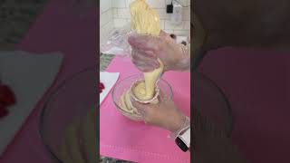 Morango cravejado no cone #morangocravejado