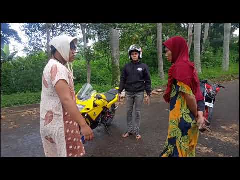 perang ibu ibu dan emak