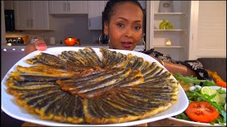 ASMR * Anchovies (Turkish Style)  * اكل الانشوجة التركية بالطريقة