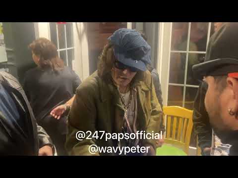 Johnny Depp Stops For Fans in Jersey after eating at an Italian Restaurant with friends #johnnydepp