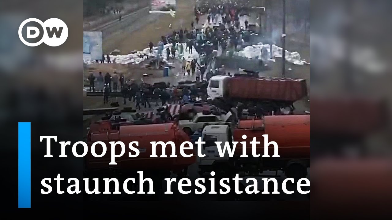 Footage shows how citizens try to stall Russian forces all over Ukraine