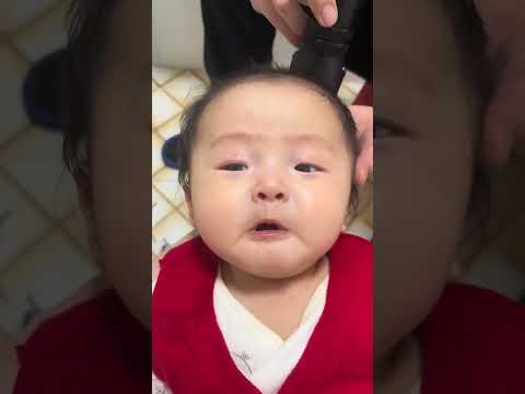 💇‍♂️✂️😊Adorable Toddler's FUNNIEST First Haircut Experience! #baby #cute #babyface #babycare #funny