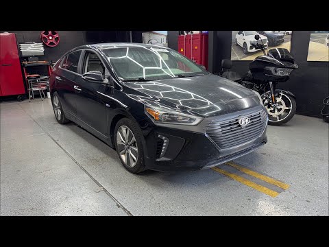 2017 Hyundai Ioniq - практически даром. Авто из США для такси.