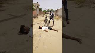 cycle chori ho  gaya #funny🤣🤣🤣#shorts #youtubeshorts#fukreyvideo
