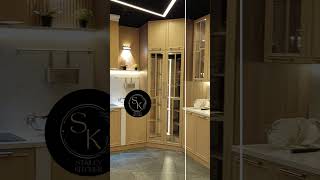 SHOWROOM VIDEO 1