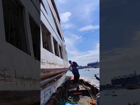 চলন্ত ময়ূর ১০ লঞ্চে যেভাবে যেভাবে যাত্রী উঠলো। #shorts #trending #launch