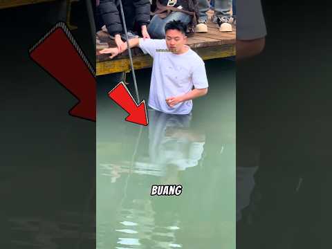 Banyak yang mengira sedang buang air, tapi setelah tau ternyata ‼️#shorts