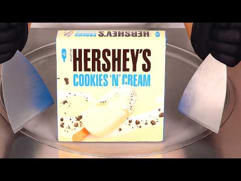 Hershey's Cookies 'N' Cream Ice Cream Rolls! 🍪 | ASMR