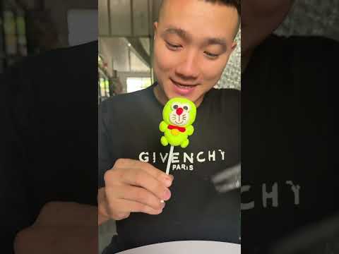 Huyền Bi Thử Thách Ăn Đồ Màu Xanh Lá- Eat green food #huyenbi #funny #viralvideo #shortvideo