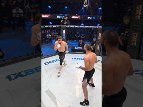 Мастер спорта показал красоту бокса🤯