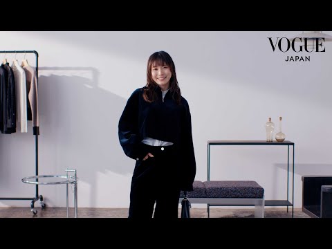 松岡茉優が、これからのホリデーシーズンを楽しむ3日間コーディネートを披露！ | 3Styles, 3Days | VOGUE JAPAN & Theory