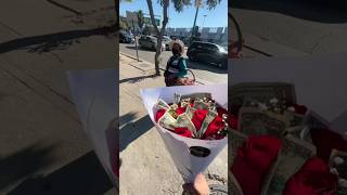 Millonario sorprende a madres solteras con un regalo❤️. PT 2