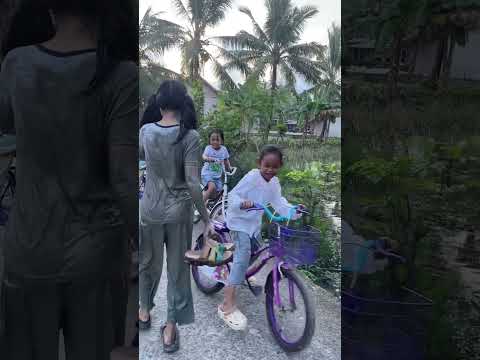 markonah gangguin bocil #balqismadu #funny #markonah #lucu #shortvideo #comedy #ngakak #maksiti