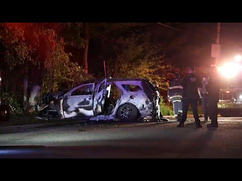 3 killed after car hits tree, bursts into flames on Staten Island