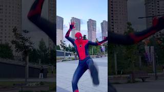 Spider-Man got really scared 🤣 #spiderman