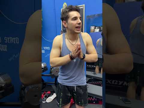 POV : ragazze in palestra...