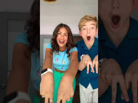 MUST WATCH🦕 #shorts #dance #funny ft. @kaidoleeroberts429