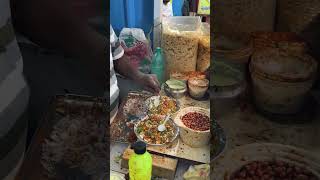 इस परिवार ने हाथो से ही पैसा कमाया और स्वाद खिलाया 😱😱