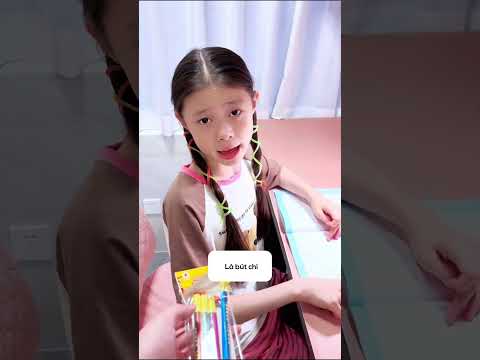 Đồ dùng học tập toàn đồ ăn vặt