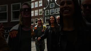 Onze video voor "Ze Komt uit Amsterdam" is nu uit! #newmusic  #music #amsterdam @Tabithamusik