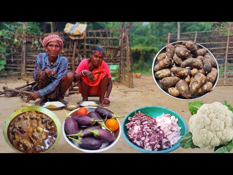 rural old grandma cooking MUTTON curry with BRINJAL and eating || cauliflower curry || village life