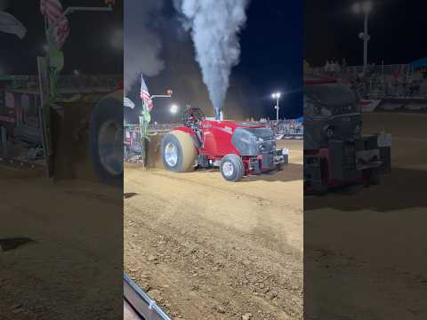 “Glutton for Punishment” Case IH Pro Stock at SDX! #shorts #propulling #case #tractorpulling #diesel