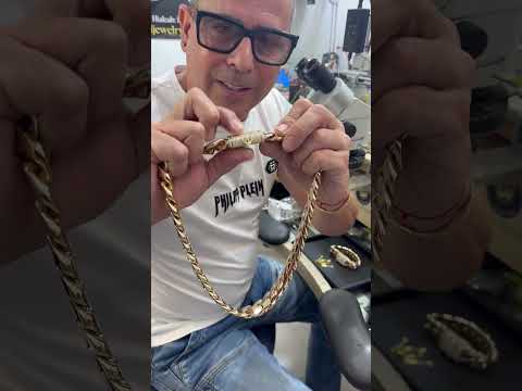 Las nuevas cadenas cubanas Grimaljewelry #calle8 #customjewelry #grimal #hialeah #joyeria #luxury