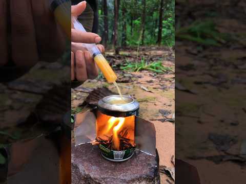 bushcraft Skills: Cooking Eggs 🥚#survival #shrots #outdoors #bushcraft #funny #skills