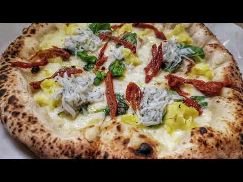 Divina Vietri Pizzeria