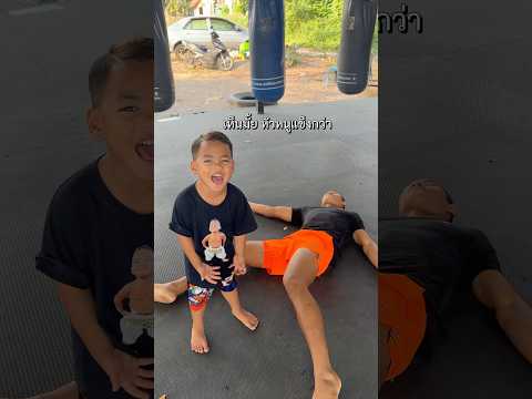 หน้าแข้งบังจูVSกะโหลกบังรี่ อะไรจะแข็งกว่า? #บังจูดูแปปเดียว #บังรี่ #อัสรี่ลูกบังร๊อต