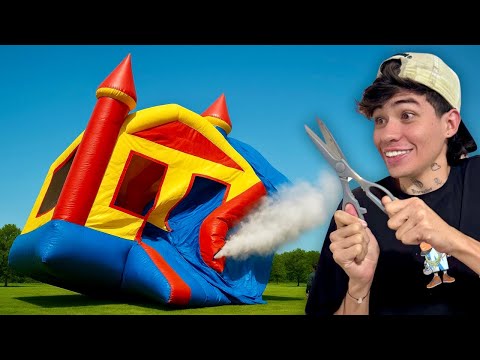 Desinflo un inflable gigante 💣 // Andy