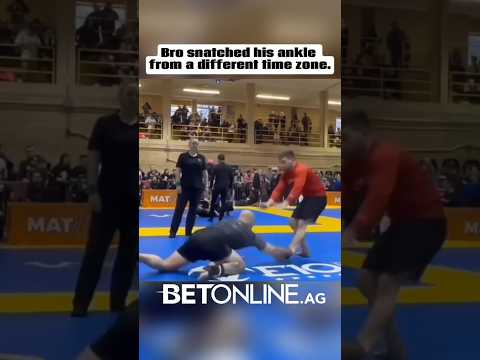 Bro snatched his ankle from a different time zone. #BJJ #LegLock @BetOnline_Official