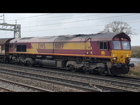 Class 66 No. 66119 passes Basford Hall Junction!