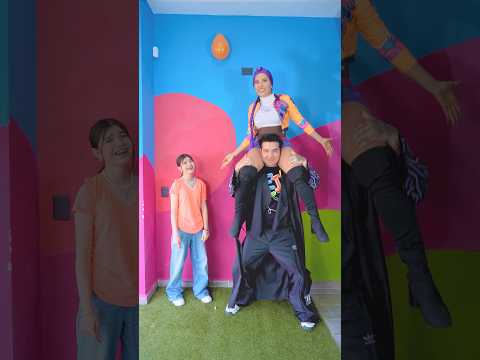 Quien Puede Alcanzar El Globo?!🎈 😱