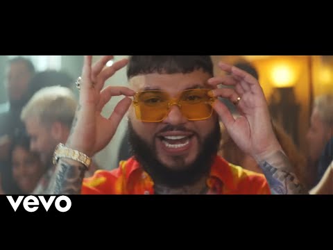 Daddy Yankee x Maluma x Farruko - Carnaval (Official Video)