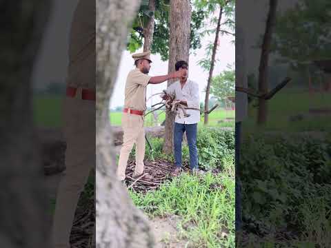 अचानक धरती फटने क्यों लगी🚩🌎||जय श्री कृष्णा||#krishna #shorts #bhakti #bhajan #police #shortvideo