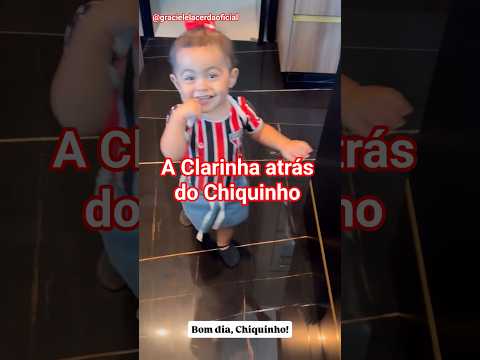 A Clarinha atrás do Chiquinho #shorts #gracielelacerdaoficial #zezedicamargo
