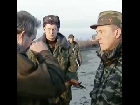 Шаманов разговаривает с чеченцем. В Алхан Юрте все негодяи.